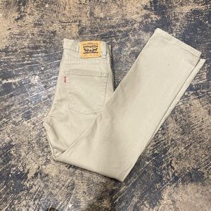 Levi’s 514 Straight, 18 Regular
